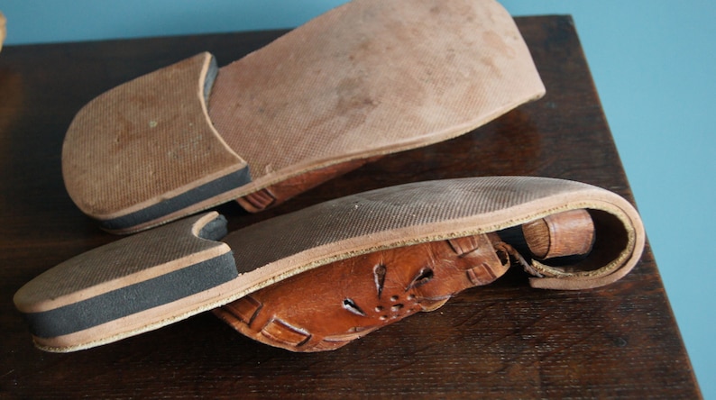 Vintage Handmade leather slippers EU size 43