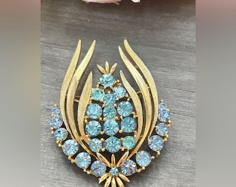 Vintage Lisner Gold Tone and Blue Rhinestone Brooch