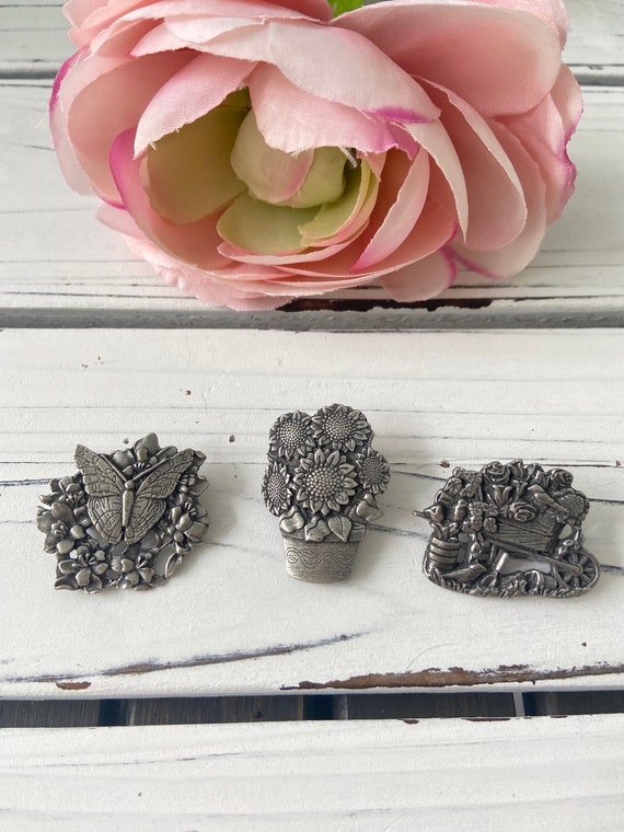 birds and blooms vintage Gem