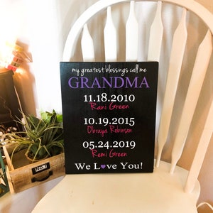 Personalized Grandma gift with Grandchildren names and birthdays / Customized Grandparent gift / Wooden sign gift for Grandma / Custom sign