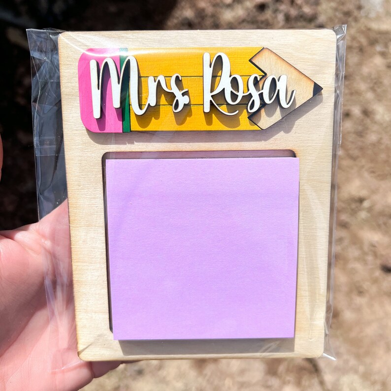 Teacher gift sticky note holder / Personalized Teacher name gift / End of the year gift / Teacher appreciation / Custom / Gift from student Natural wood