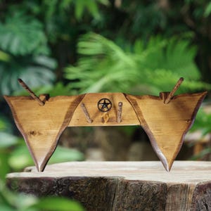 Longbow Rack, Crossbow Rack, Wooden bow Rack, Rustic Crossbow Rack, Archery Bow Rack, Arrowhead, Crossbow Holder, Star, Archery Wall Mount