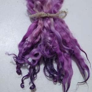 Purple Violet and Lilac wavy and crimped mini wool locks, hand washed  dyed, 4-6&quot;, 7g, , doll hair fibre art felting fiber