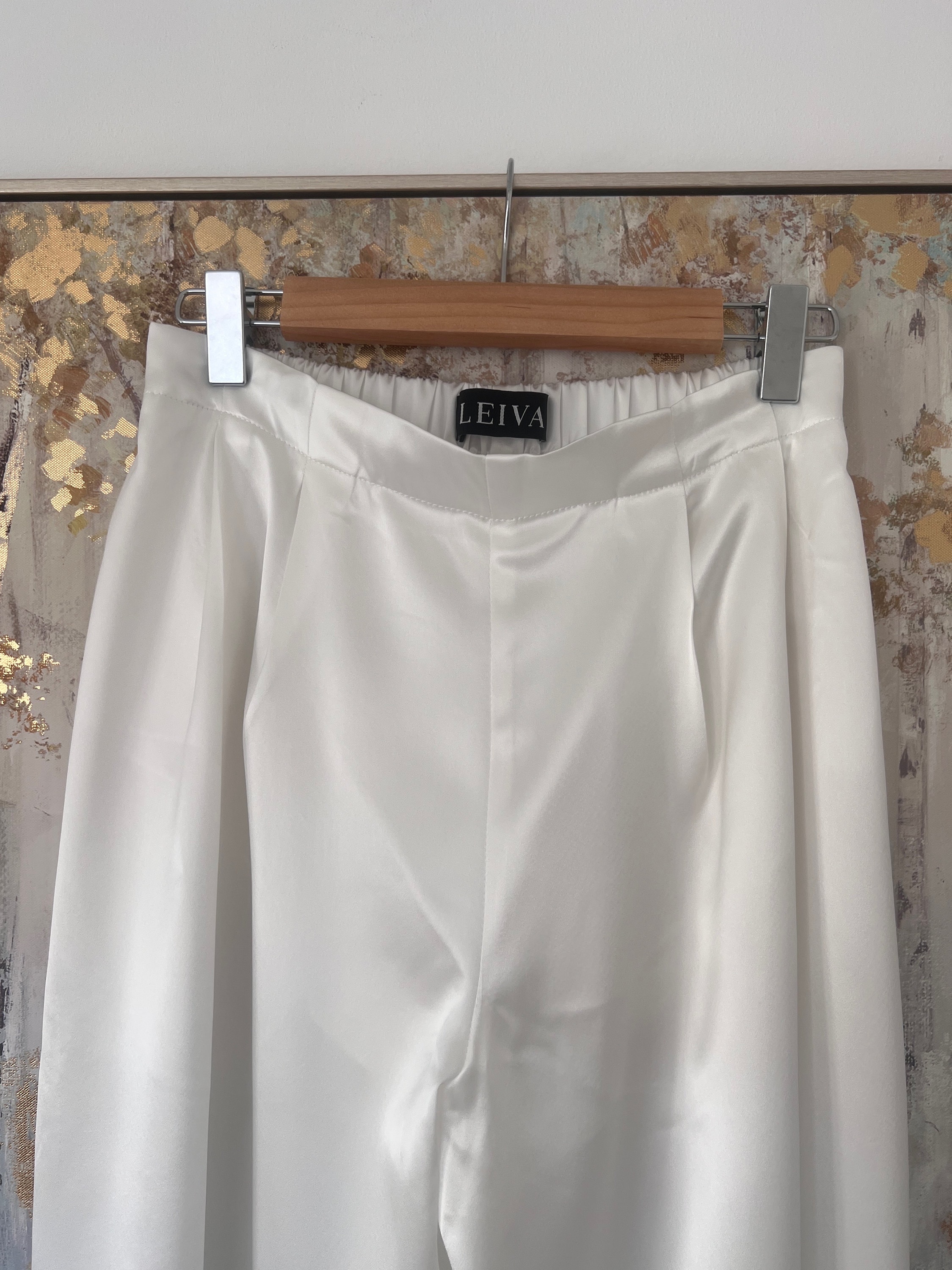 Matte/Satin Loose Drawcord Biggy Pant Laundry Whites main image 0