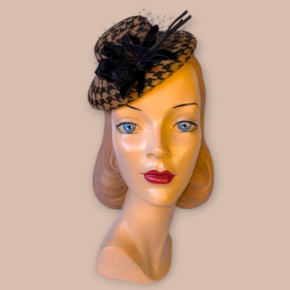 1940s Style Houndstooth Wool Felt Mini Hat With Velvet  display picture 3