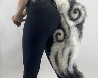 White Fox Cosplay Tail, Faux Fur Tails, White Wolf Tail, Kitsune Tail, Furry Tail Fox, Wolf Tail Cosplay, Animal Tails Costume