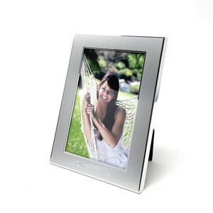 Personalized 4x6 picture frame  -  Engraved photo frame - Silver picture frame with engraving