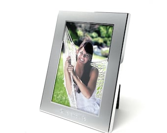 Personalized 4x6 picture frame  -  Engraved photo frame - Silver picture frame with engraving