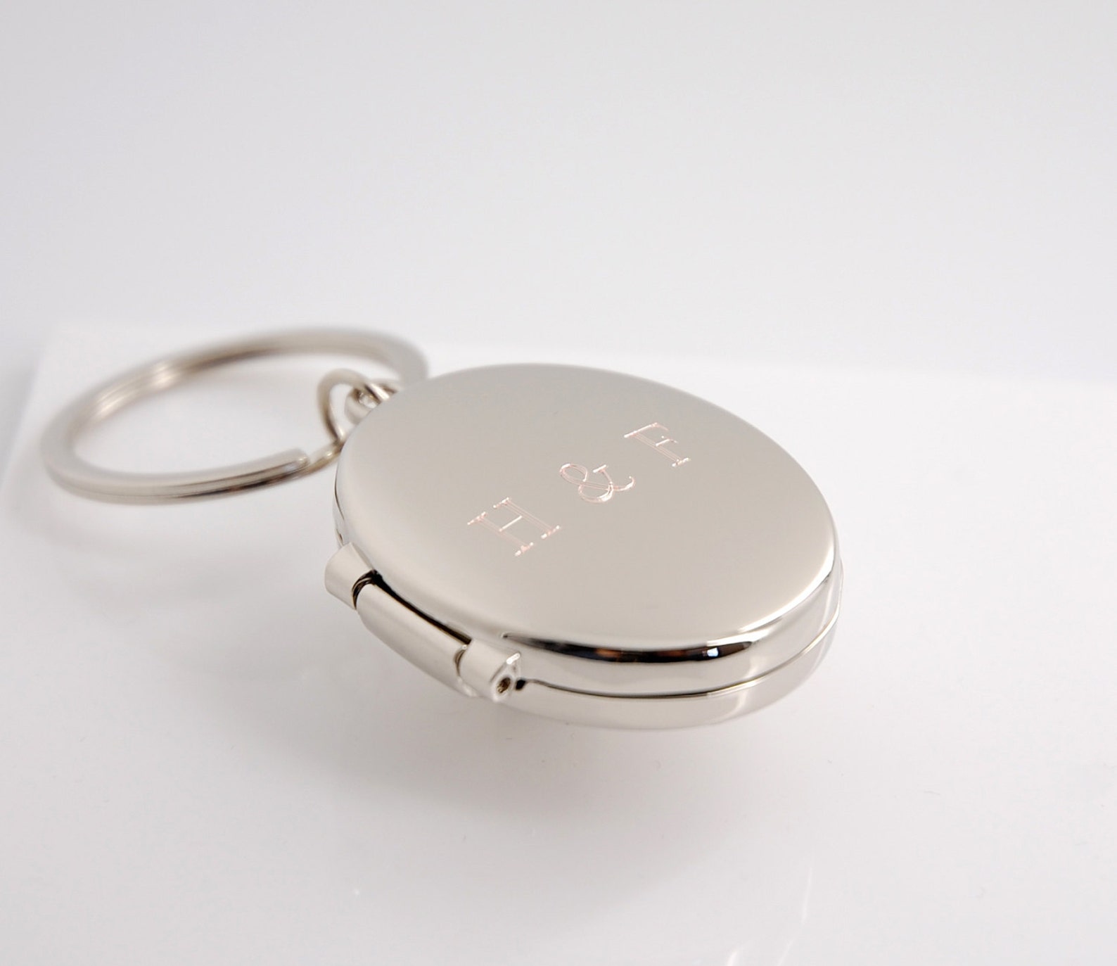 Personalized Oval Keychain With Photo Frame Engraved Key Ring Etsy