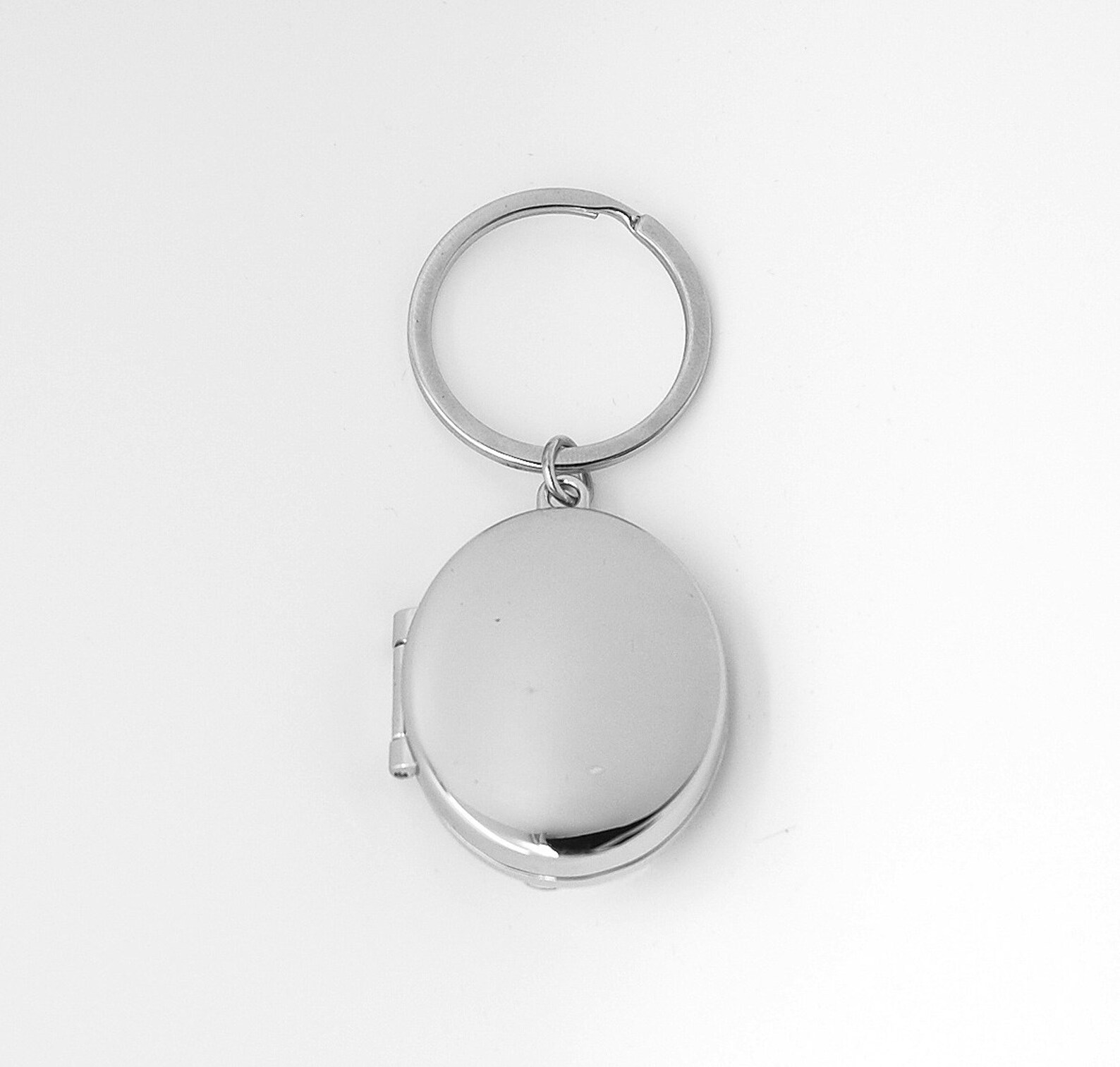 Personalized Oval Keychain With Photo Frame Engraved Key Ring Etsy