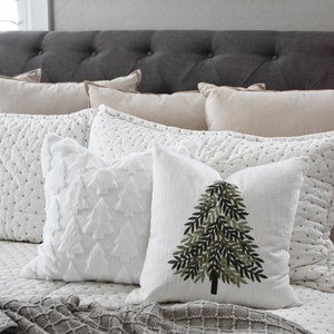 Christmas pillow cover, Christmas pillows, Christmas decor, Christmas Tree, Merry Christmas pillow, farmhouse Christmas