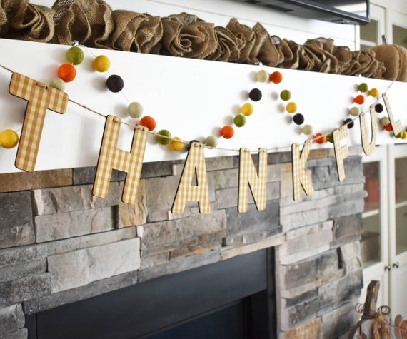 Fall Decor, Thankful banner, Thankful Garland,  Fall banner, Fall Garland, Thanksgiving Garland, fireplace Decor, Thanksgiving decor, plaid