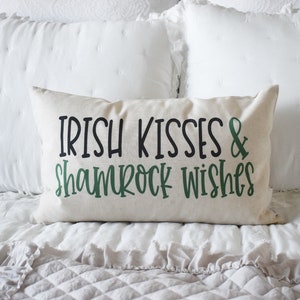 St. Patricks Day Pillow Cover, St. Patricks Pillow, Spring pillow cover, 12x20, Four leaf clover, st. Patrick’s day, Irish kisses