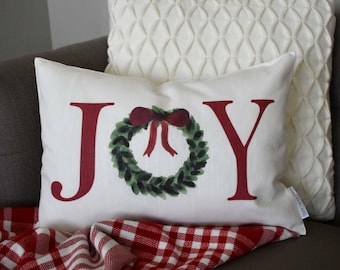 SALE, THIS WEEKEND only, Christmas pillow cover, Merry Christmas Pillow, Christmas decor, Vintage Christmas, joy wreath pillow cover