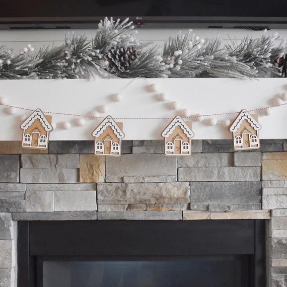 Christmas garland, Christmas fireplace Garland, Christmas banner, gingerbread house decor, Farmhouse Christmas, Gingerbread Garland