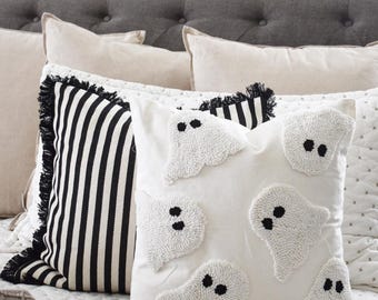 Ghost Throw Pillow Cover: Halloween Cotton-Linen Blend Decorative Cushion (18x18)