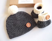Grey crochet baby gift set Crochet baby bobble hat Crochet baby booties Baby announcement grandparents New baby gift Baby shower gift