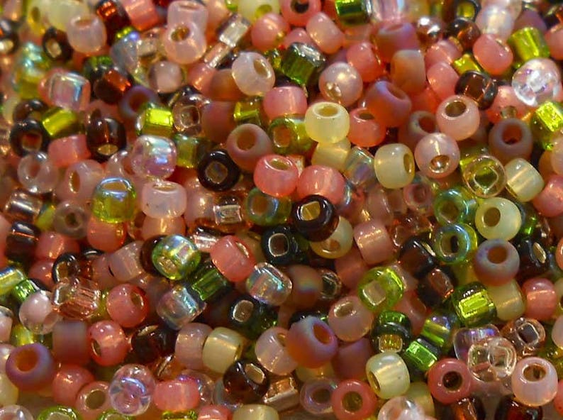 80 Miyuki and Toho Seed Bead Mix PinkGreenBrownSalmon 0090 25 grams