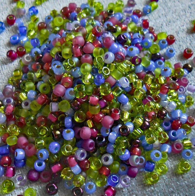 8/0 Miyuki Seed Bead Mix 25 Grams Greens/purples/amethyst Etsy