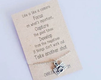 Retro camera necklace - photographer necklace - camera chain necklace - photography gifts