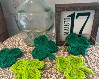 Shamrock Garland, St Patrick’s Day Mantle Decor