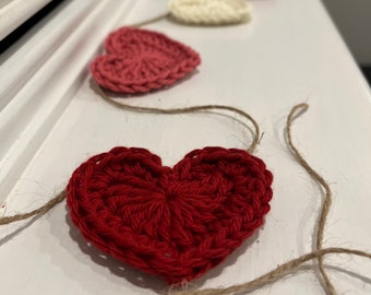 Sweetheart Garland•9 Hearts•Crochet Valentine Garland•Farmhouse Garland•Handmade Hearts