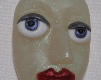 Elizabeth Taylor, violet-eyed and orchid-scented Face Soap