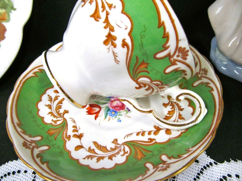 TUSCAN tea cup and saucer GREEN rose Blenheim pattern teacup flared