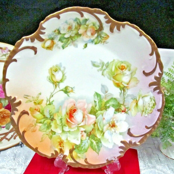 Bavaria Germany painted roses plate Royal Munich 1930s scalloped edges