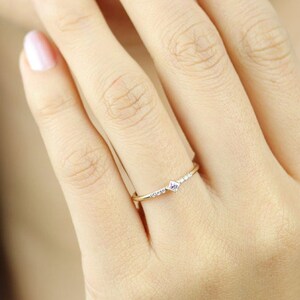 Princess Cut Diamond Engagement Ring: 14k Gold Thin Band