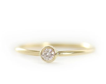 Round Diamond Engagement Ring In 14k Solid Gold,Simple Engagement Ring,Thin Band Diamond Ring