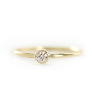 Round Diamond Engagement Ring In 14k Solid Gold,Simple Engagement Ring,Thin Band Diamond Ring