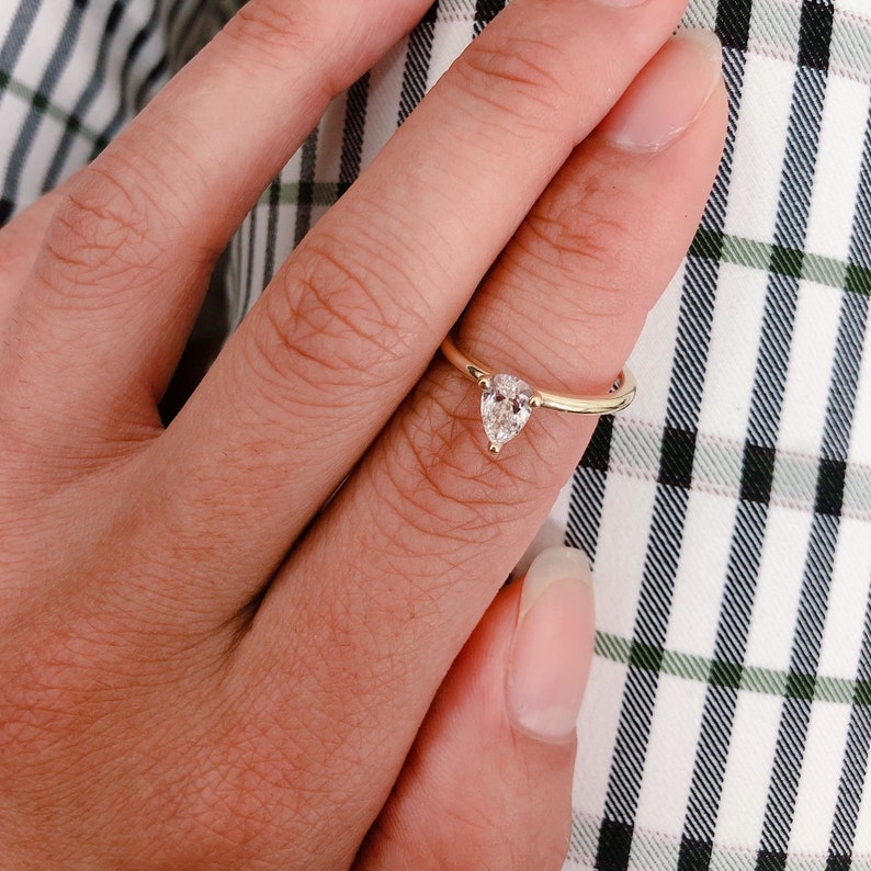14k Solid Gold Pear Shape Brilliant Cut Diamond Engagement Ring,Simple Diamond Engagement Ring,Prongs Ring,Pear Diamond Cut image 3