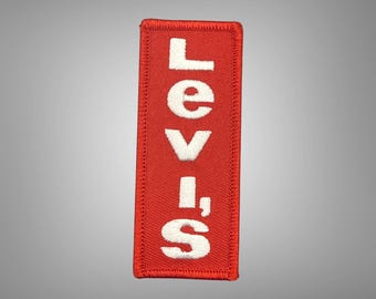Levi's RED TAB ロゴ入りウッド看板 Levi's RED TAB ロゴ入りウッド看板 Levi's RED TAB ロゴ入り