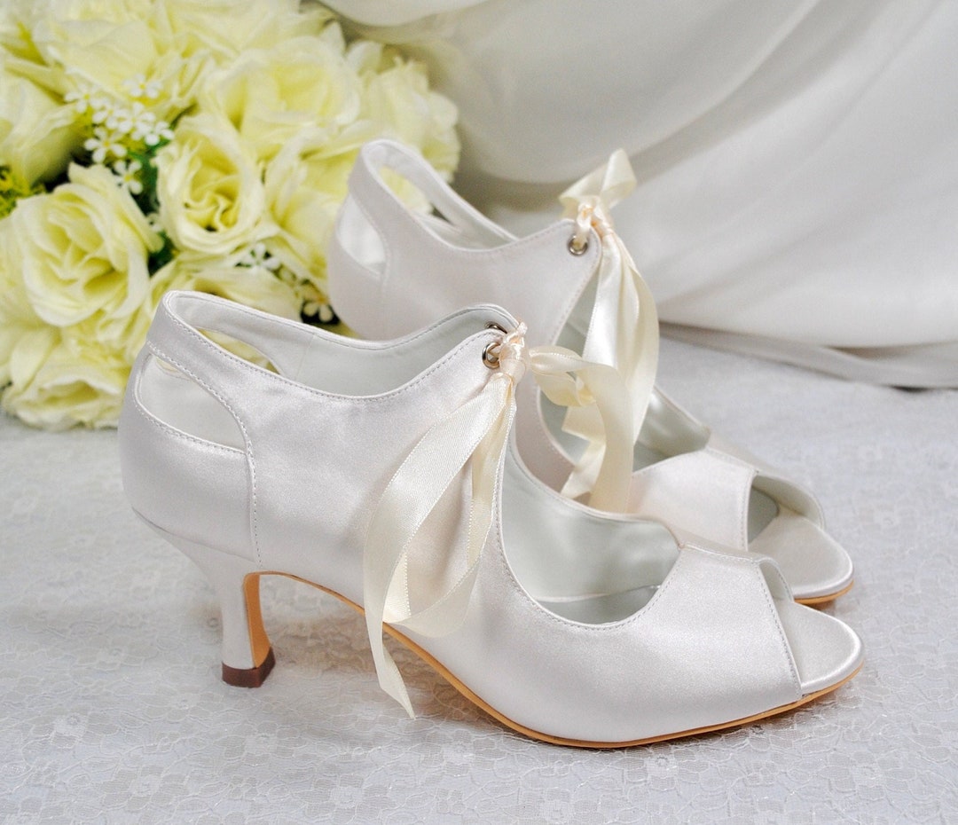 Vintage Style Wedding Shoes Ivory Bridal Shoes White - Etsy