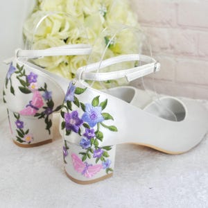 Ivory Satin Bridal Sandals with Floral Embroidery, Wedding Shoes with Ankle Strap, Bridal Shoes with Block Heel
