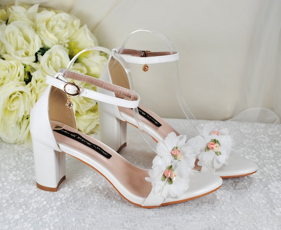 8,300+ High Heels With Flowers Stock Photos, Pictures & Royalty-Free Images  - iStock