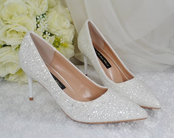 Bomba nupcial de tacón bajo con brillo blanco - Zapatos de boda de 7 cm / 3 pulgadas para novia dama de honor despedida de soltera regalo de fiesta de compromiso vegano hecho a mano