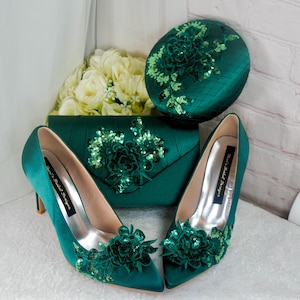 green satin dress shoes Emerald Green Satin Shoes for Bride or Bridesmaid -big Sizes Available