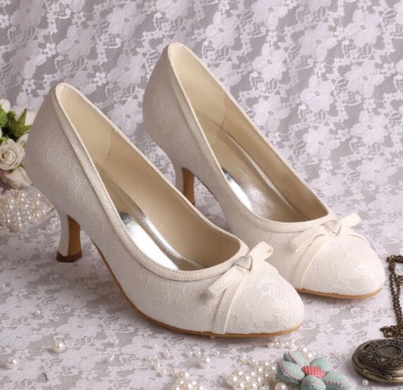 comfortable bridal shoes low heel