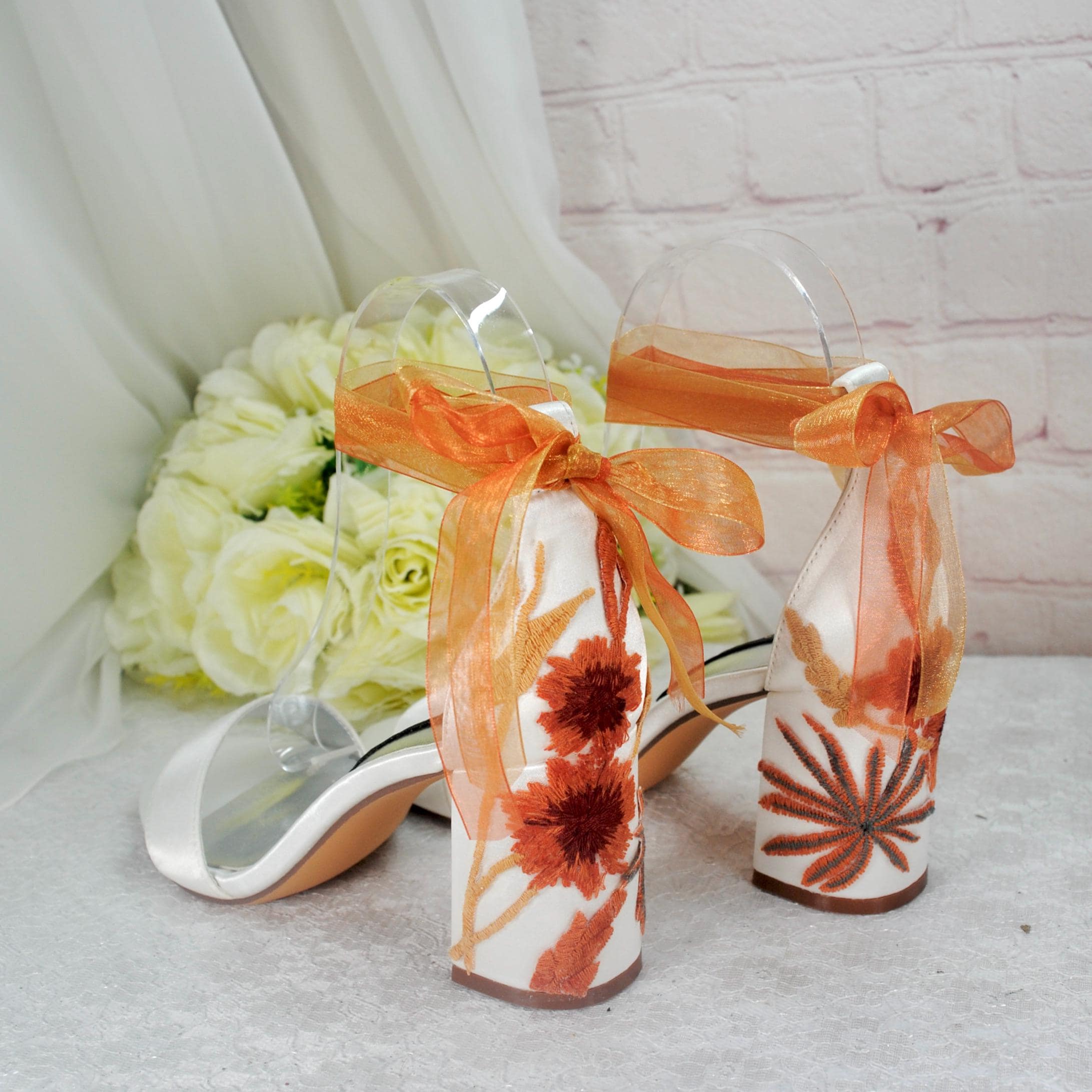 Embroidered pumps shoes clearance