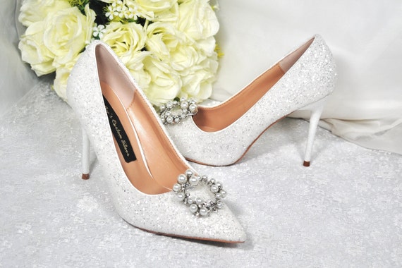 White Satin With Crystal Pearl Brooch Bridal Wedding Heels Shoes for Bride  Bridesmaid Hen Do Engagement Party Handmade Vegan Pumps - Etsy