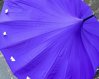 Wedding Umbrella, Vintage Umbrella, Wedding Brolly Personalised, Rainy Wedding , Bridal Brolly, Bridal Umbrella, Purple with Butterflies