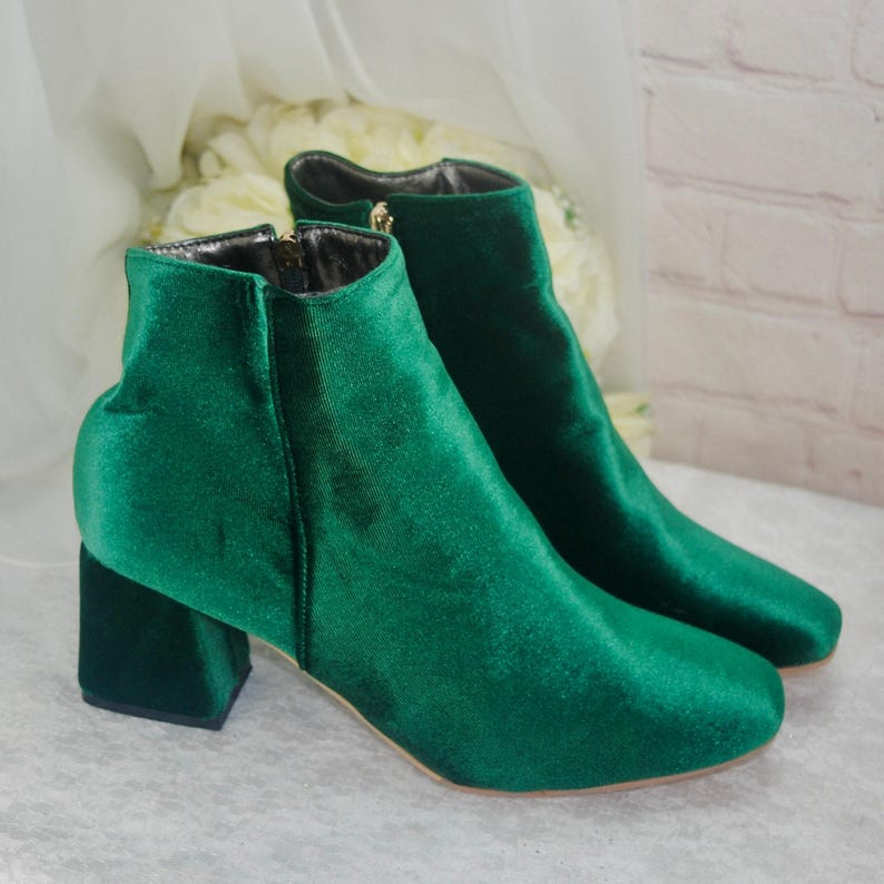 Velvet Wedding Block Heel Boots - Luxurious Bridal Shoes for Winter image 6