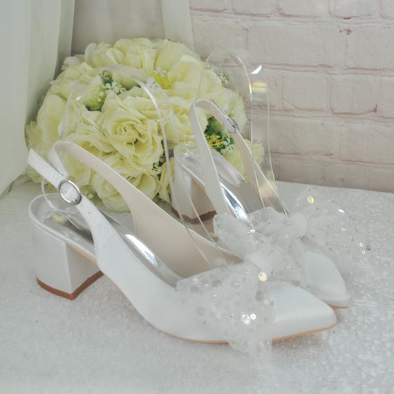 Elfenbein weiße Satin Low Heels mit Schleife, Brautschuhe