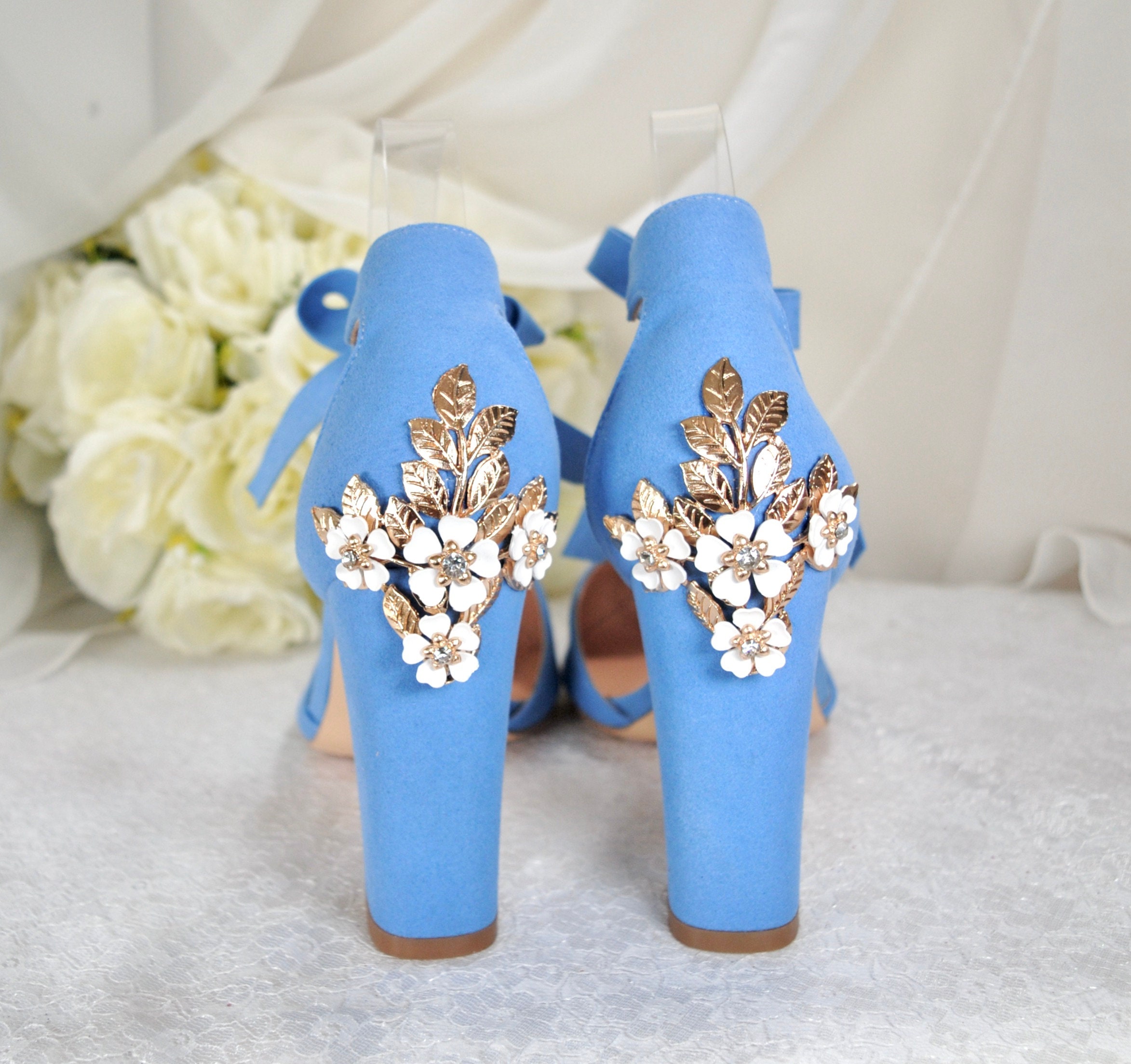 Anniv Coupon Below] Champagne Stiletto Heel Silk Wedding Shoes For Bride  Beaded Luxury Designer Heels Poined Toe Rhinestones Bridal Shoes With  Buckle 2437 From Erdft01, $52.71