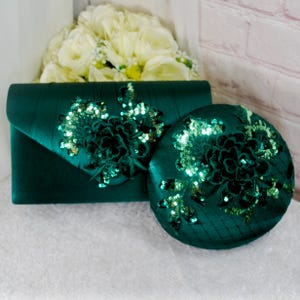 Emerald Green Satin Clutch Bag and Fascinator Set: Handmade Wedding Hatinator