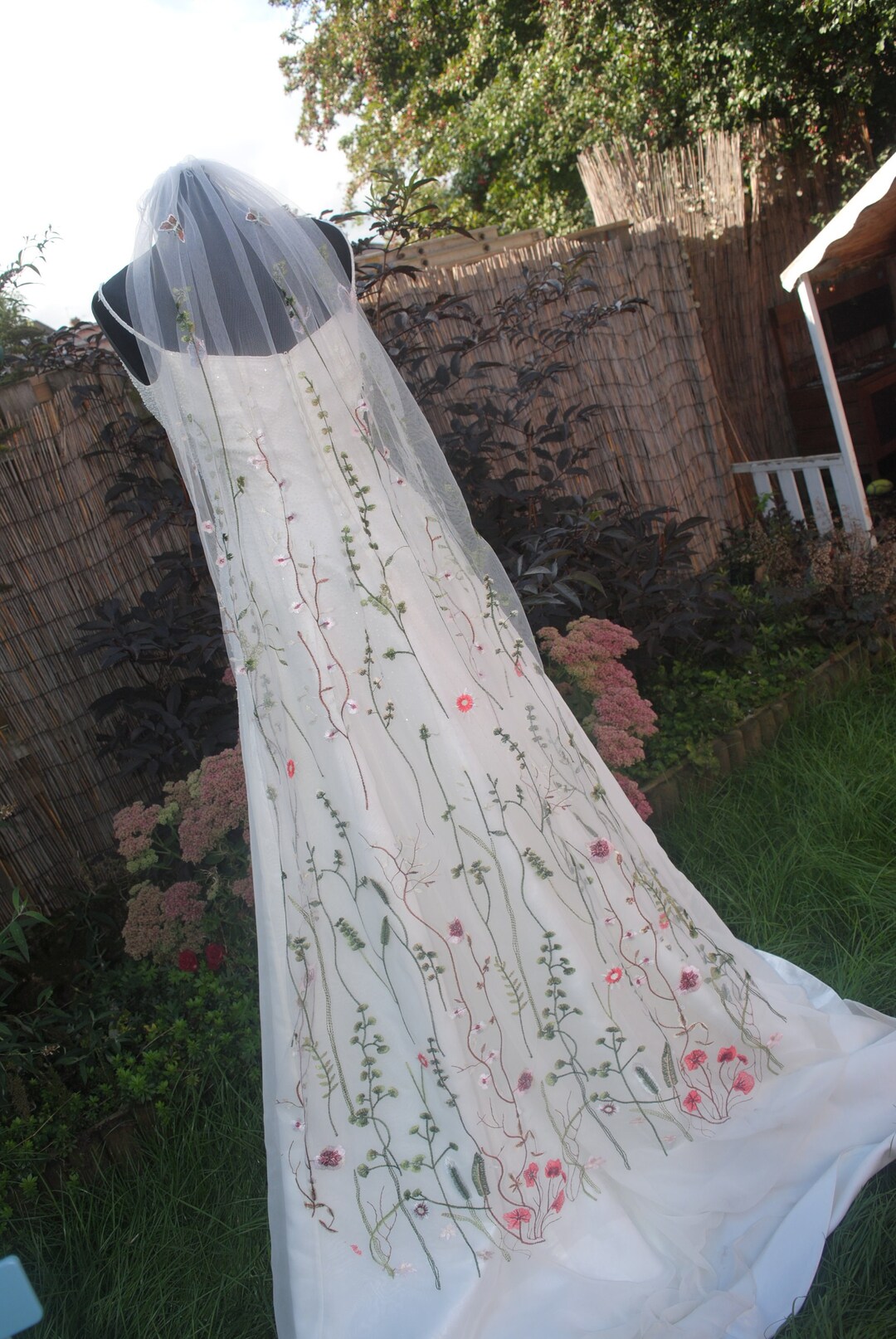 Beautiful Floral Veil Wedding Veil With Embroidered Meadow Etsy UK