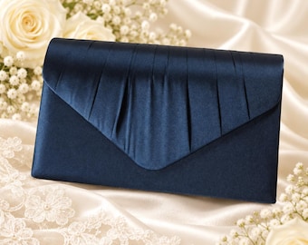 Braut-Clutch aus marineblauem Satin: Handgefertigte Hochzeitstasche