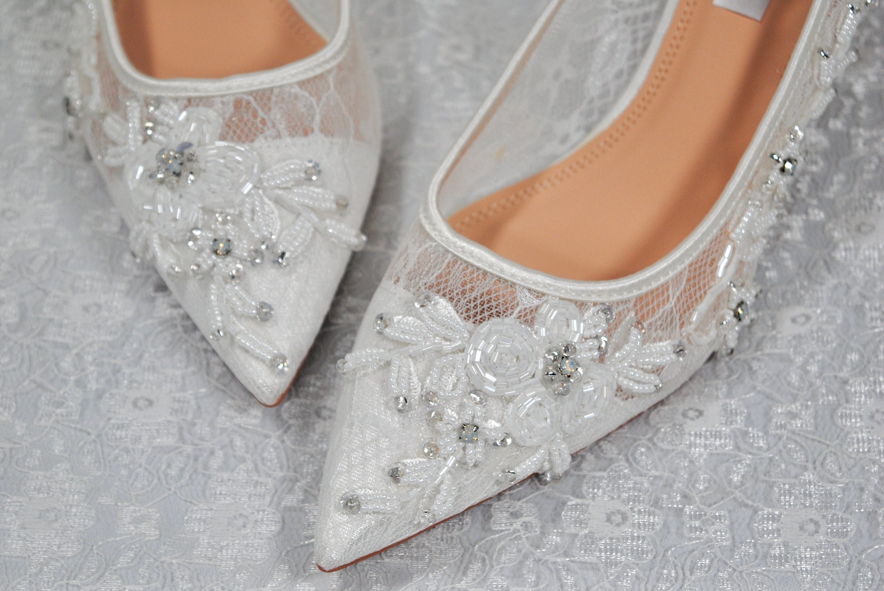 Low Heel Bridal White Lace Shoes With Floral Hand Beaded